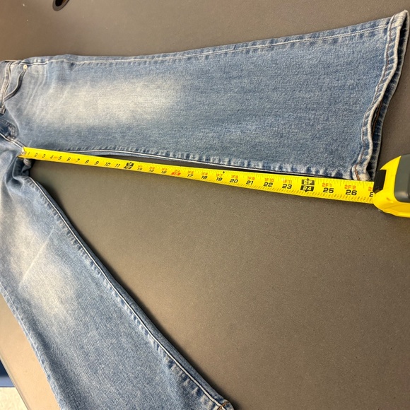 Madewell Midrise Kick Out Light- Medium Wash denim Jeans - Size 25 MSRP $138 - Picture 12 of 12